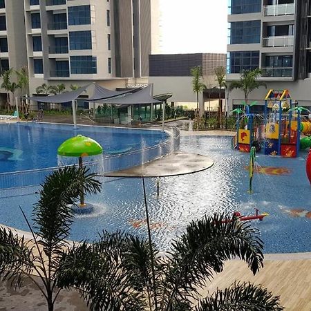 Attractive Podium View @Atlantis Apartment Malacca Стая снимка